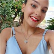 studentessa in Lettere Moderne impartisce lezioni di latino, italiano, inglese per superiori, medie ed elementari